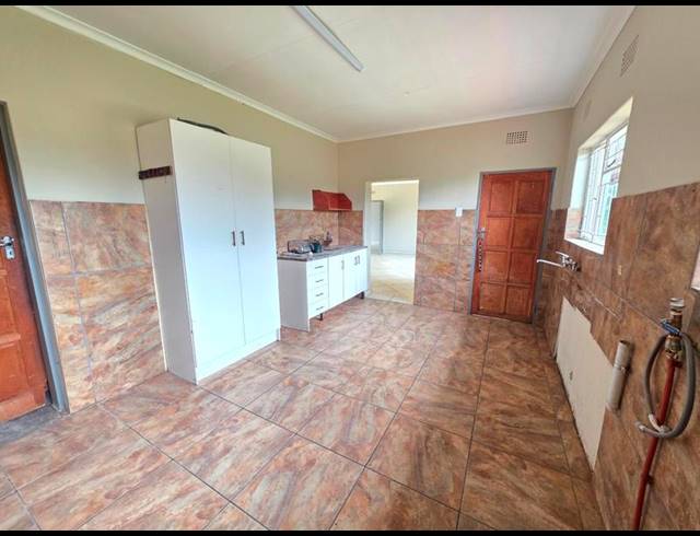 4 BEDROOM HOUSE FOR SALE IN KOOKRUS